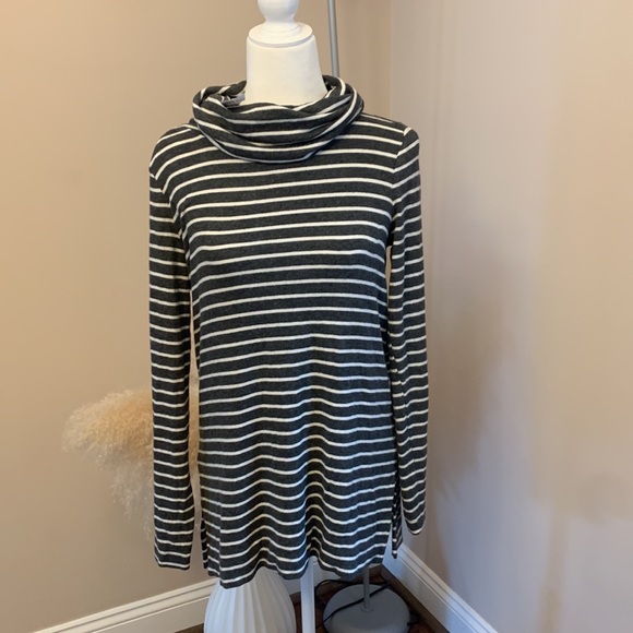 Loft women turtleneck - Picture 2 of 12